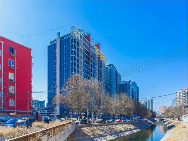 柱上箱式变电站